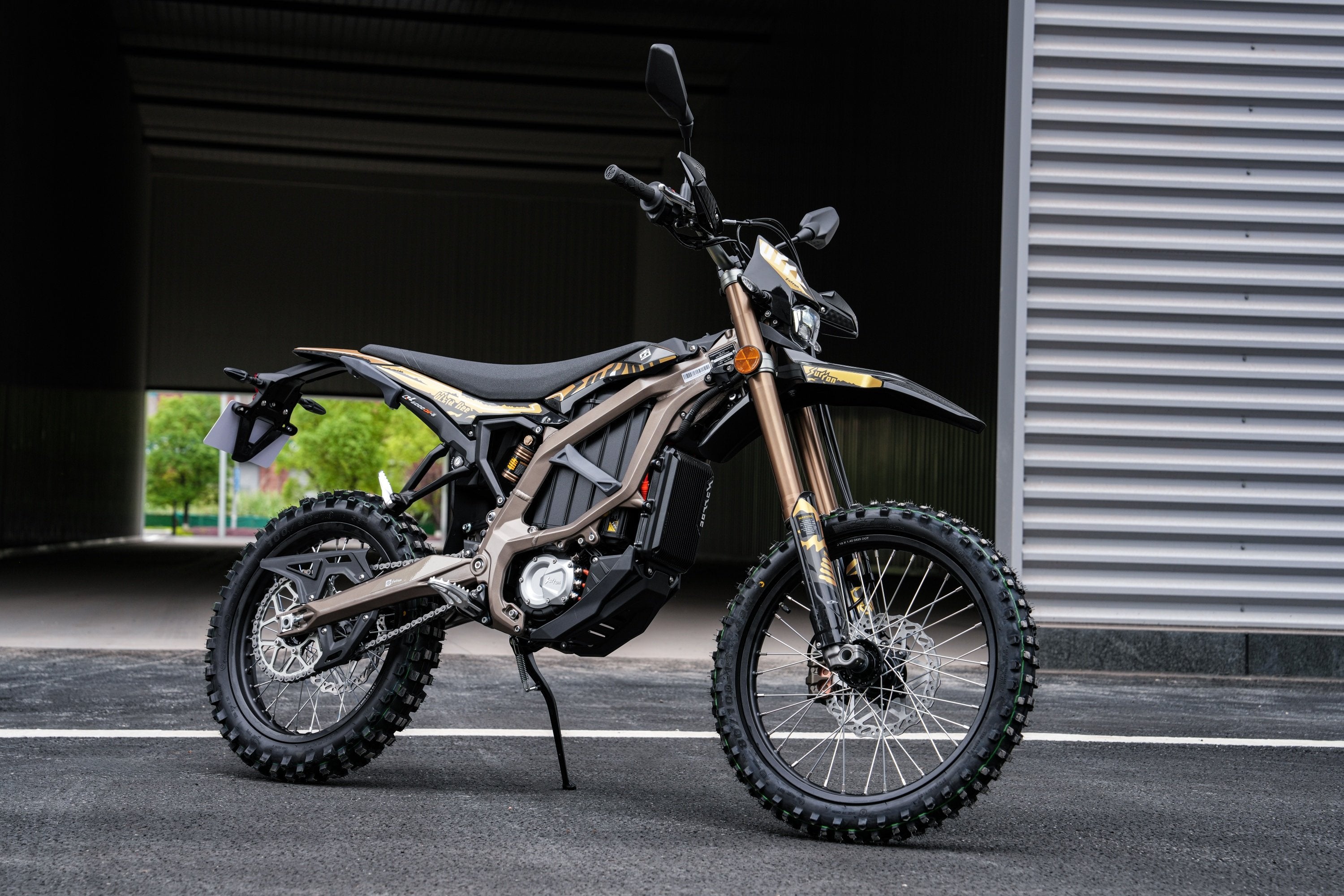 2025 Surron Ultra Bee HP ADR Road Legal Model R/T